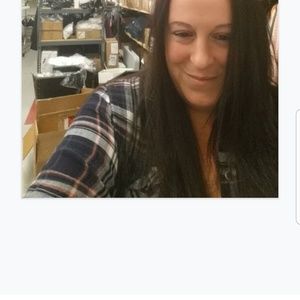 Meet your Posher, April